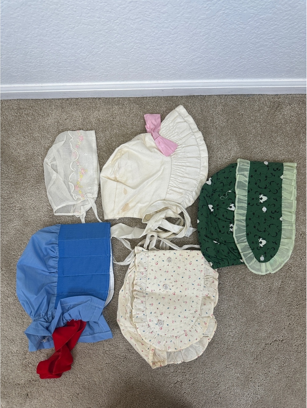 Five Antique to Vintage Bonnets Edwardian Amish Prairie Baby Pioneer